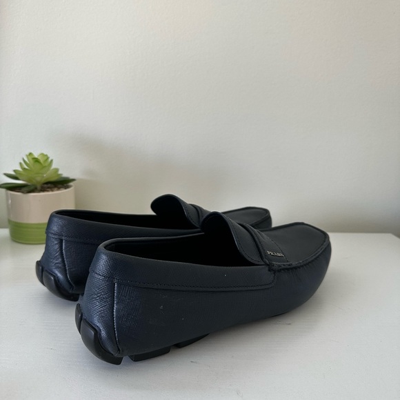 Prada Saffiano Leather Driver - Picture 4 of 12